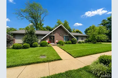 4686 Britcastle Drive, Saint Louis, MO 63128 - Photo 1