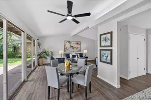 2445 Allen Dr, Florissant, MO 63033 - Photo 9