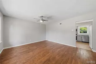 3 Mullanphy Ct, Florissant, MO 63031 - Photo 11