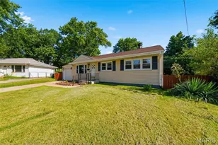 3 Mullanphy Ct, Florissant, MO 63031 - Photo 5