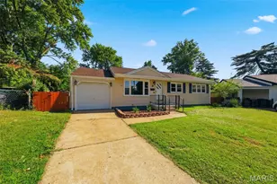 3 Mullanphy Ct, Florissant, MO 63031 - Photo 3