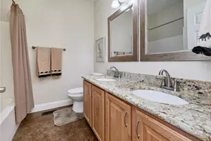 1384 Mallet Hl, Ellisville, MO 63021 - Photo 37