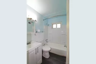 10359 Roscommon Drive, Saint Louis, MO 63123 - Photo 19