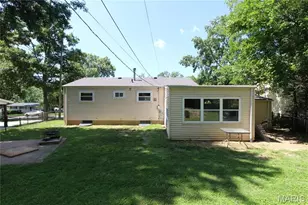 10359 Roscommon Dr, Saint Louis, MO 63123 - Photo 27