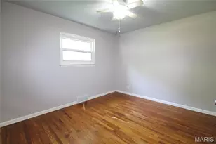 10359 Roscommon Dr, Saint Louis, MO 63123 - Photo 13
