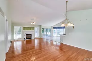 122 Westgate Dr, Saint Peters, MO 63376 - Photo 5