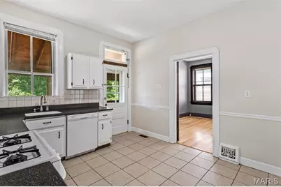 6567 Fyler Avenue, Saint Louis, MO 63139 - Photo 13