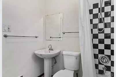 6567 Fyler Avenue, Saint Louis, MO 63139 - Photo 23
