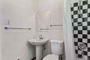 6567 Fyler Ave, Saint Louis, MO 63139 - Photo 23