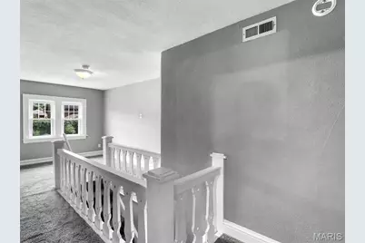 7448 Hillsdale Drive, Saint Louis, MO 63121 - Photo 23