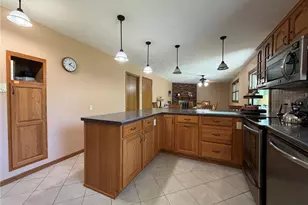 2666 Nahn Dr, Saint Louis, MO 63129 - Photo 9