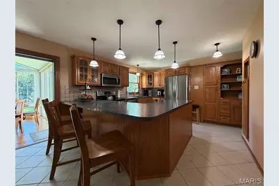 2666 Nahn Drive, Saint Louis, MO 63129 - Photo 7