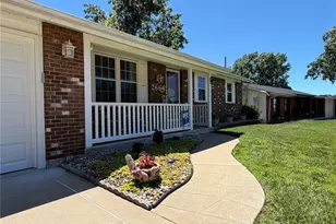 2666 Nahn Dr, Saint Louis, MO 63129 - Photo 3