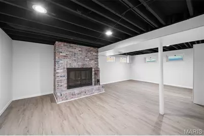 2431 Wesington Drive, Maryland Heights, MO 63043 - Photo 19