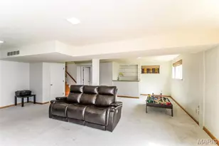 123 Brookside Ct, Saint Louis, MO 63146 - Photo 11