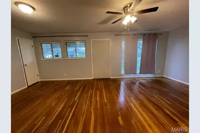 204 Roderick Drive, Glasgow Village, MO 63137 - Photo 5