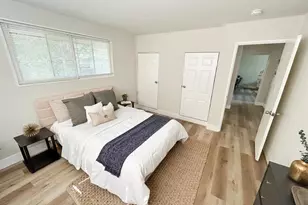 9839 Lawnview Dr, Moline Acres, MO 63136 - Photo 7