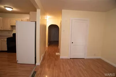 3241 Royalton Avenue, Saint Louis, MO 63114 - Photo 9