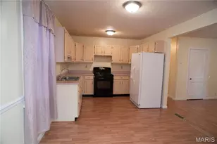 3241 Royalton Ave, Saint Louis, MO 63114 - Photo 13