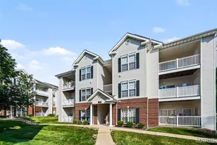 35 Kassebaum Ln, Saint Louis, MO 63129 - Photo 3