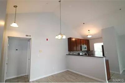 13300 Spring Creek Lane, O'Fallon, MO 63368 - Photo 7