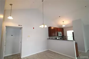 13300 Spring Creek Ln, O'Fallon, MO 63368 - Photo 7