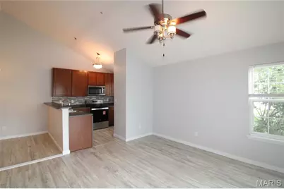 13300 Spring Creek Lane, O'Fallon, MO 63368 - Photo 5