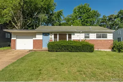 155 Lynn Meadows Lane, Florissant, MO 63033 - Photo 1