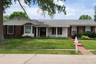 2900 Heatherton Dr, Florissant, MO 63033 - Photo 1