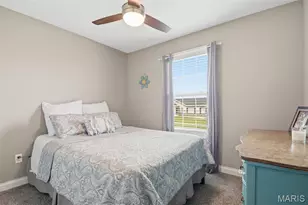 428 Honeysuckle Creek Dr, Wentzville, MO 63385 - Photo 27