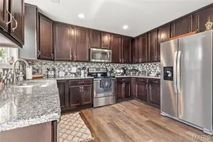 428 Honeysuckle Creek Dr, Wentzville, MO 63385 - Photo 19