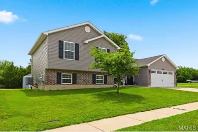 428 Honeysuckle Creek Drive, Wentzville, MO 63385 - Photo 3