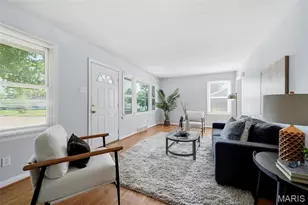 136 E Glendale Rd, Saint Louis, MO 63119 - Photo 5