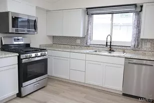 5530 Magnolia Ave, Saint Louis, MO 63139 - Photo 11