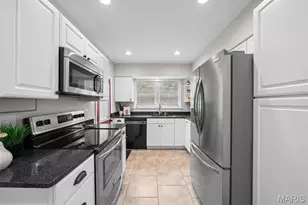543 N Central Ave, University City, MO 63130 - Photo 13