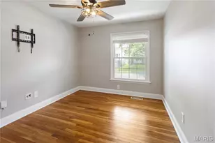 407 Palermo Dr, Ballwin, MO 63021 - Photo 11