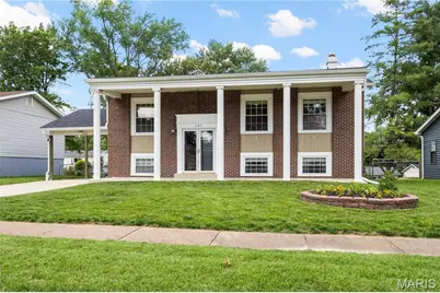 407 Palermo Drive, Ballwin, MO 63021 - Photo 1