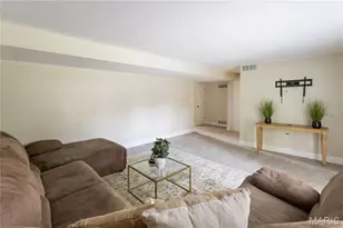 407 Palermo Dr, Ballwin, MO 63021 - Photo 17