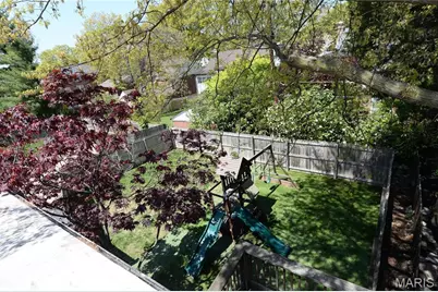 8045 Watkins, Saint Louis, MO 63105 - Photo 47
