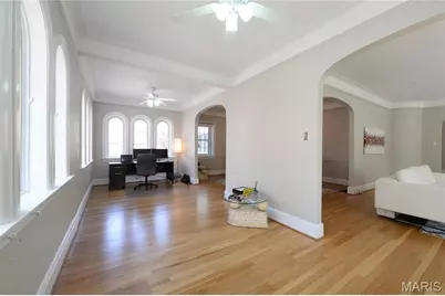 8045 Watkins, Saint Louis, MO 63105 - Photo 17