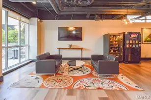 210 N 17th St, Saint Louis, MO 63103 - Photo 17