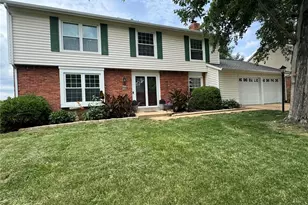 11747 Summerhaven Dr, Saint Louis, MO 63146 - Photo 3