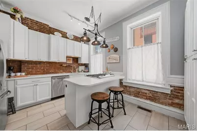 2117 S 13th Street, Saint Louis, MO 63104 - Photo 3