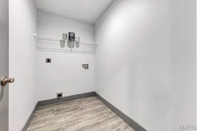 28716 Woodland Heights Drive, Warrenton, MO 63383 - Photo 15