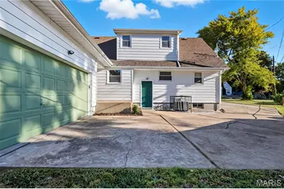 912 Burgos Street, Spanish Lake, MO 63138 - Photo 29