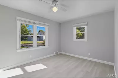 912 Burgos Street, Spanish Lake, MO 63138 - Photo 15