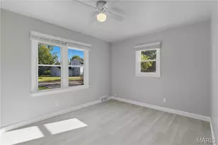 912 Burgos St, Spanish Lake, MO 63138 - Photo 15