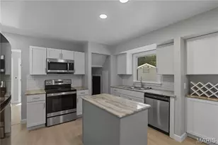 912 Burgos St, Spanish Lake, MO 63138 - Photo 7