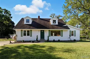 912 Burgos St, Spanish Lake, MO 63138 - Photo 1