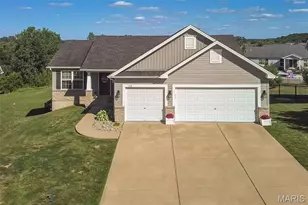 126 Riverdale Woods Cir, O'Fallon, MO 63366 - Photo 37